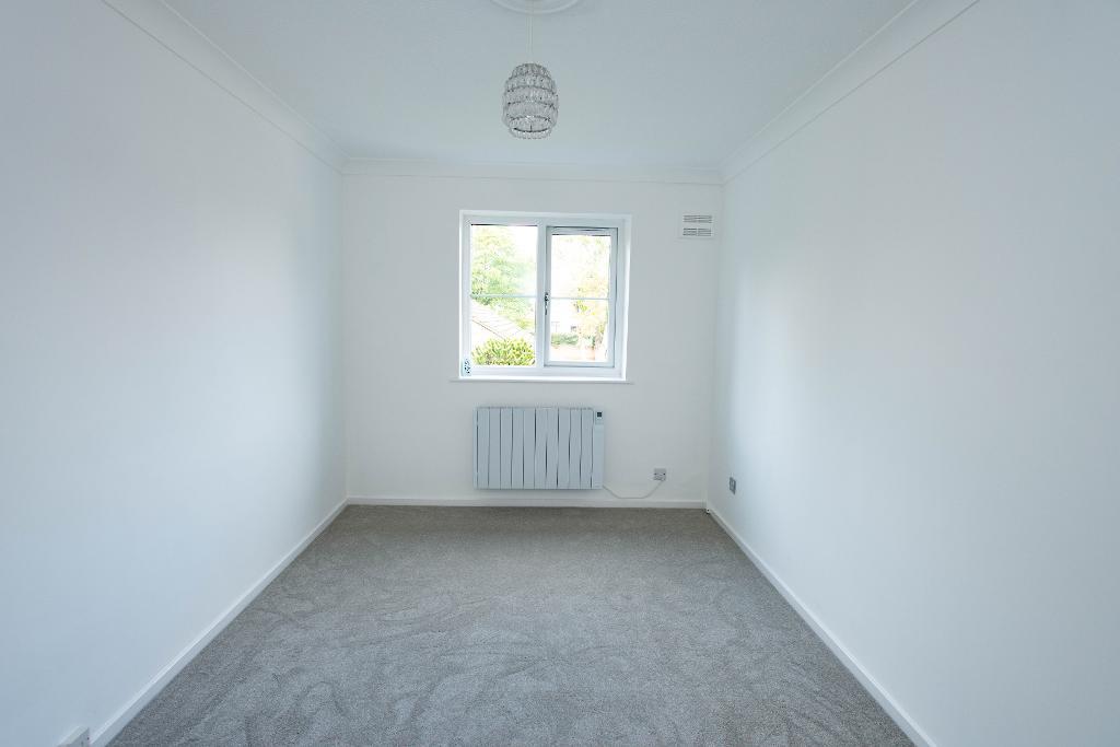 1 Bedroom Flat For Sale in Badgers Copse, Tower Road, Orpington, Kent, BR6 0XB Linay and Shipp
