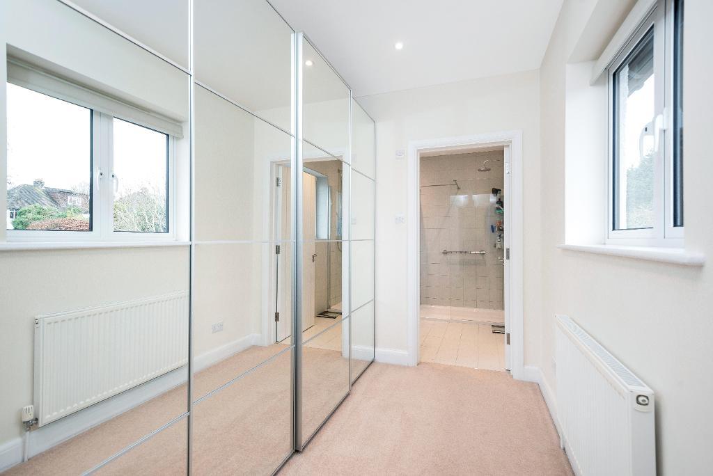 5 Bedroom SemiDetached For Sale in Hillcrest Road, Orpington, Kent