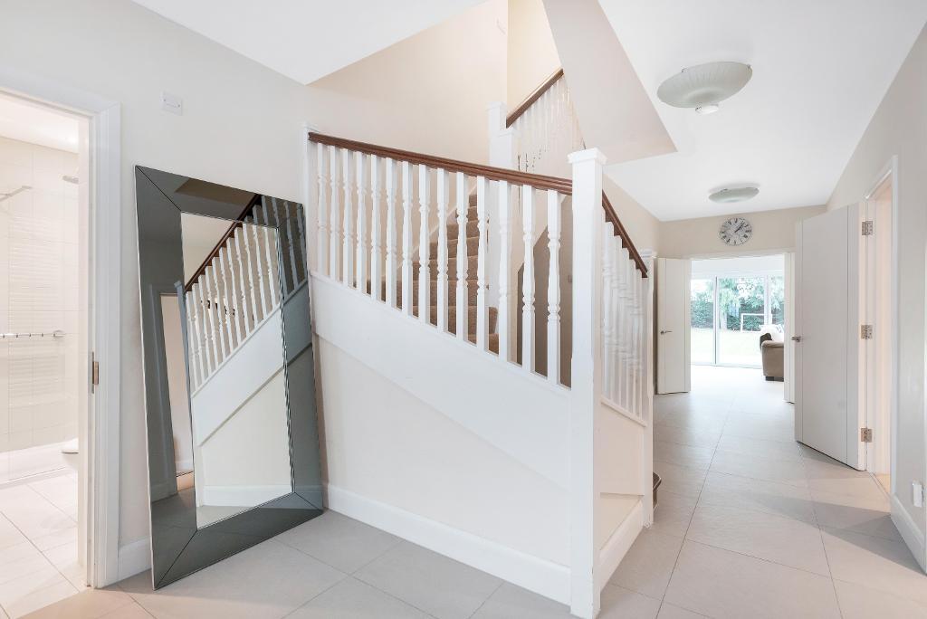 5 Bedroom SemiDetached For Sale in Hillcrest Road, Orpington, Kent