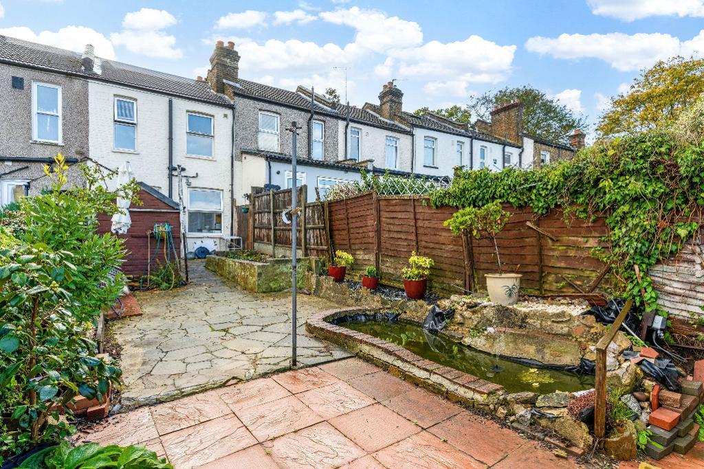 2 Bedroom Terraced For Sale in Wiltshire Road, Orpington, BR6 0EY