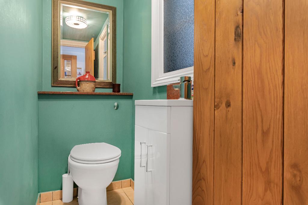 3 Bedroom SemiDetached For Sale in Avalon Road, Orpington, Kent, BR6