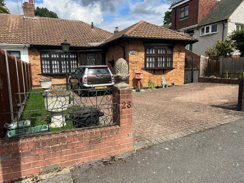 Southcroft Road, Orpington, Kent, BR6 9QG